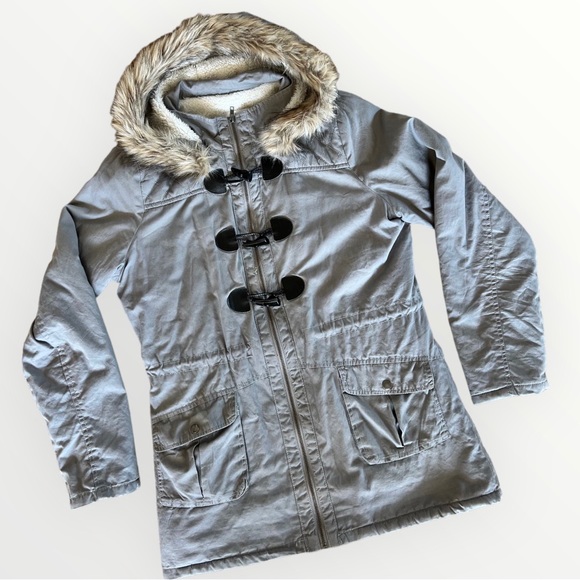 Liv & Piper faux fur hooded jacket size large - Picture 1 of 8